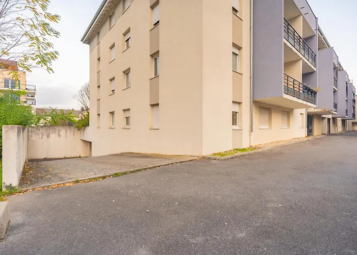 Appartement Tout Equipe A 3 Min Gare Annemasse - Ideal Famille Ou Pro - Parking Inclus