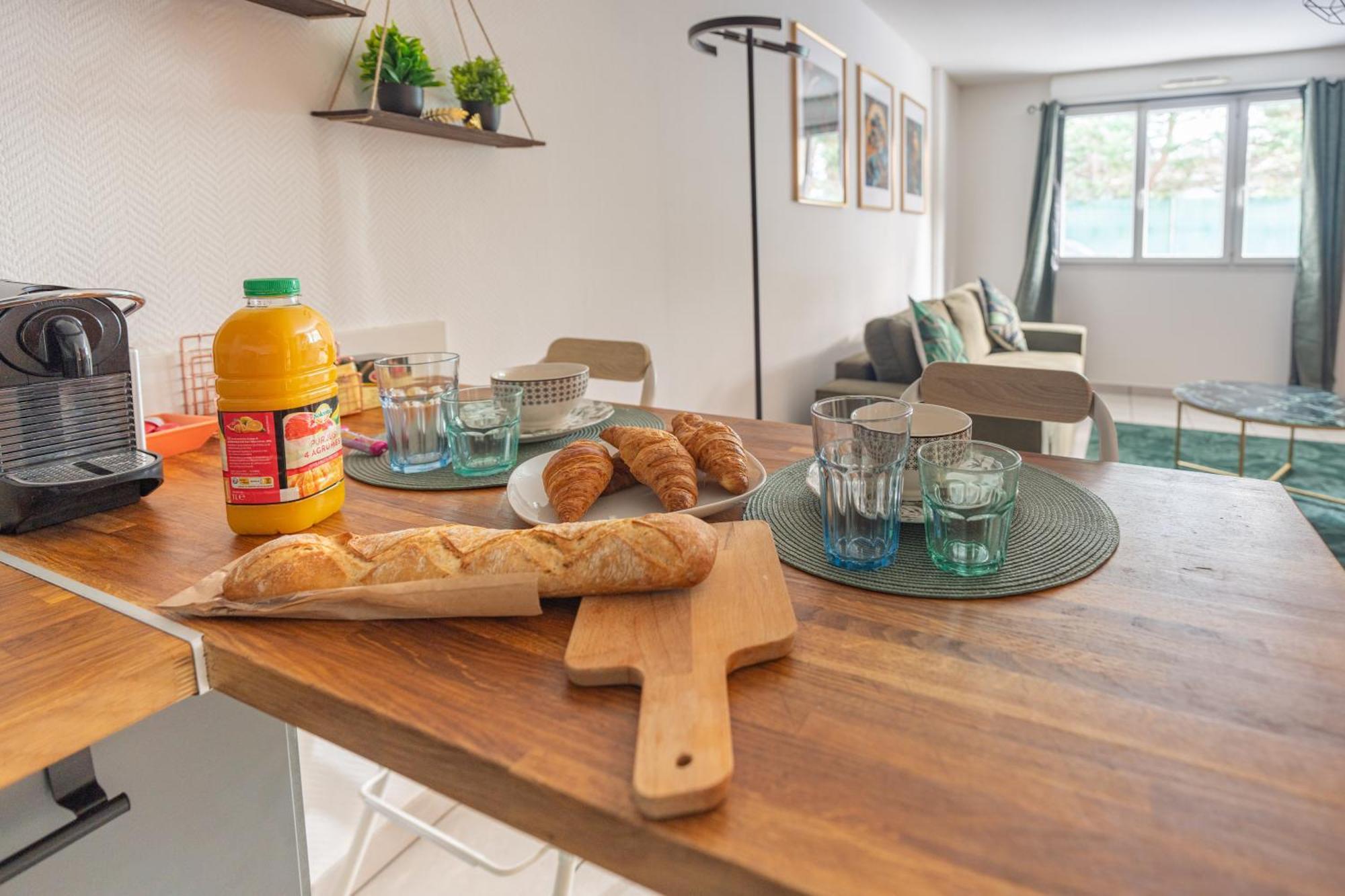 Appartement Tout Equipe A 3 Min Gare Annemasse - Ideal Famille Ou Pro - Parking Inclus Apartment *